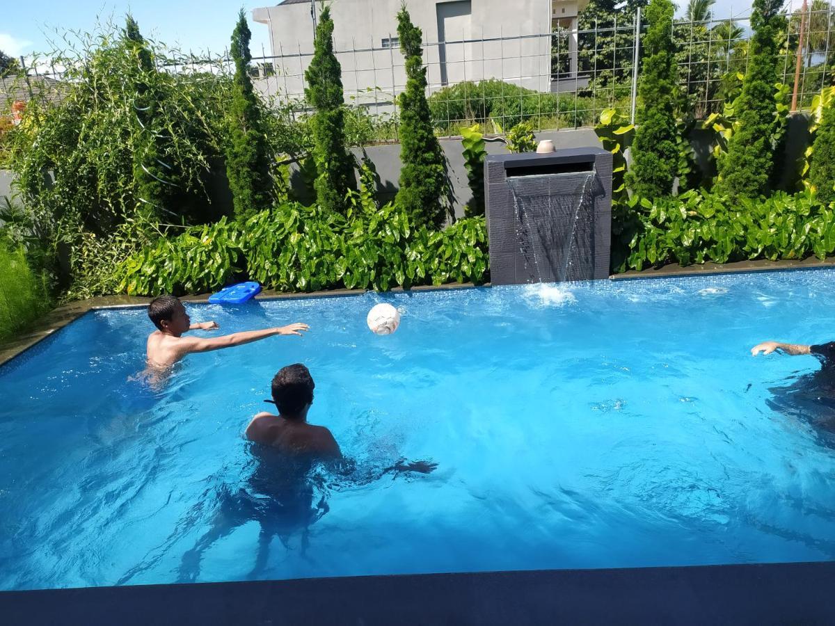 Villa Sky Garden Bogor Esterno foto