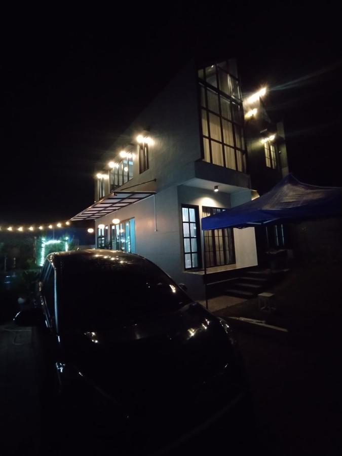 Villa Sky Garden Bogor Esterno foto